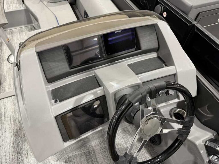 2026 Bennington 25LTSB - Blackout US-ETWS9076J526 [photo 17]